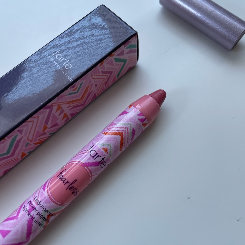 Tarte Fearless Lip Crayon - Vibrant Pink